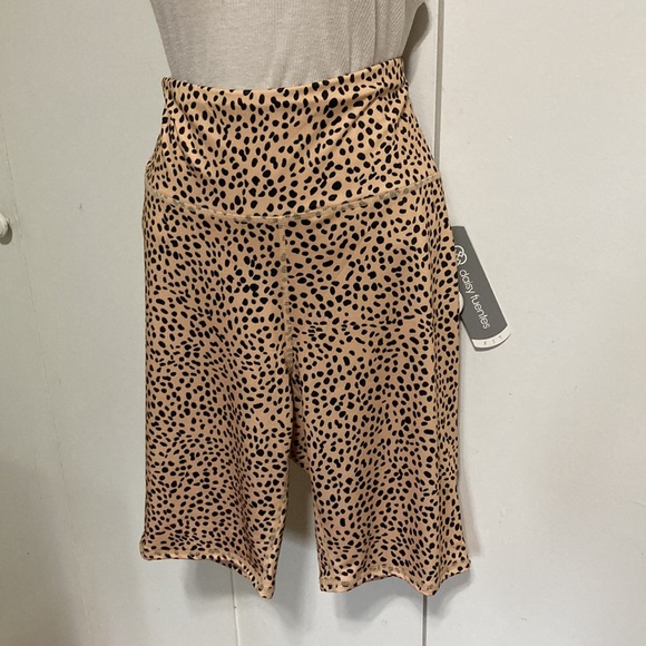 DAISY FUENTES Ultra High Waist Cheetah Leopard Print Bike Shorts Tan Black XL - Picture 4 of 8
